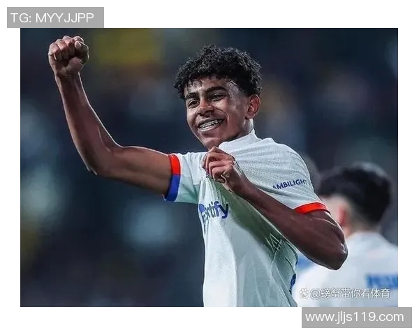 纹狮子标志的足球明星是谁？探寻这位球员的背后故事和成就